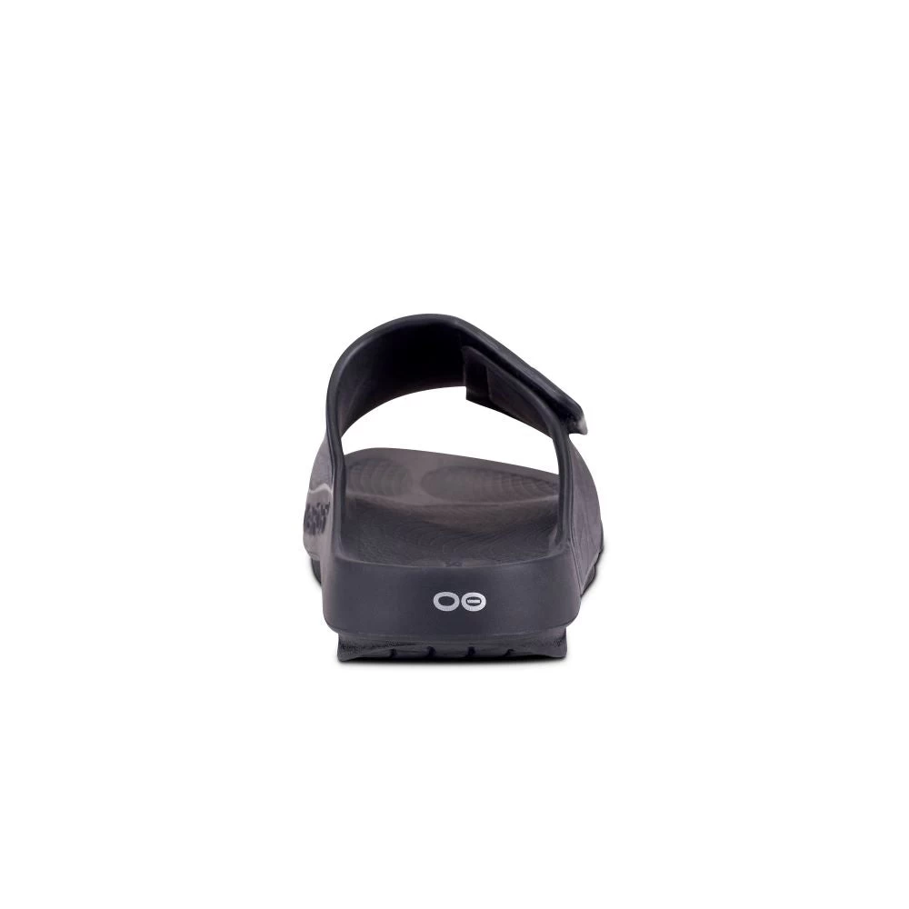 'OOFOS' Unisex OOahh Sport Flex Sandal - Black Matte - Image 5